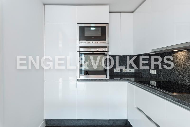 Foto f611df2a-750b-407c-93b4-f950c6c1facc. Miete appartement mit heizung parking in Goya Madrid