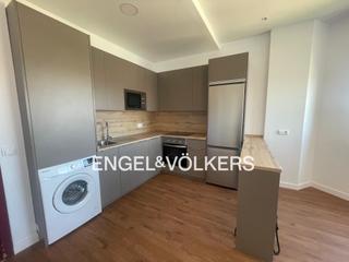 Lloguer Apartament  Avenida del juncal. Moderno y exclusivo piso en vega de la moraleja.