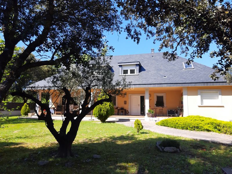 Foto fa234261-1aeb-4769-b388-5b149425c742. Casa amb calefacció a Centro-Manguilla Escorial (El)