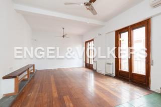 Lloguer Apartament a Trafalgar. Magnífica vivienda con vistas a la plaza olavide en alquiler