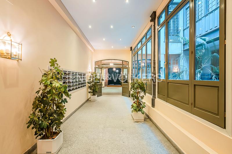 Foto 5b0c2f32-9690-4219-a9f2-cf324317241a. Appartement mit heizung parking in Justicia-Chueca Madrid