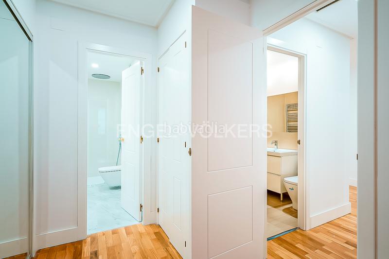 Foto 71b7bd31-b38d-4639-9216-c0693a51ace1. Appartement mit heizung parking in Justicia-Chueca Madrid