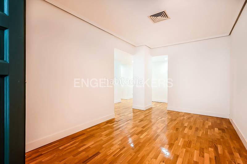 Foto 80692747-c753-4047-b4d9-1131acd08c88. Appartement mit heizung parking in Justicia-Chueca Madrid