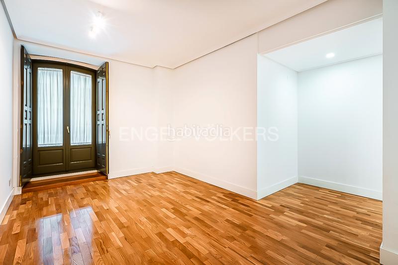 Foto 94447a87-a636-4ae7-89da-e2614c679b3e. Appartement mit heizung parking in Justicia-Chueca Madrid