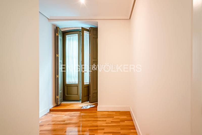 Foto a4425d29-d6e2-42c6-9835-7579e3ba815c. Appartement mit heizung parking in Justicia-Chueca Madrid