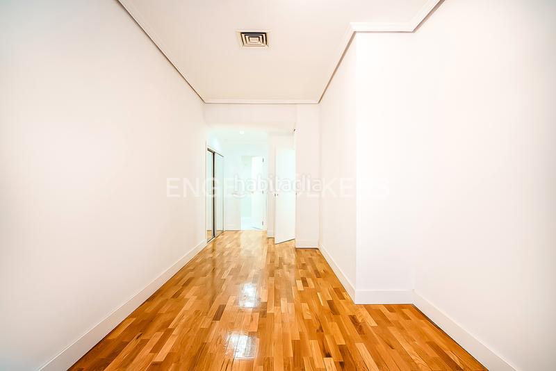 Foto ba417ec7-2dd4-4843-985c-7ce3ea068552. Appartement mit heizung parking in Justicia-Chueca Madrid
