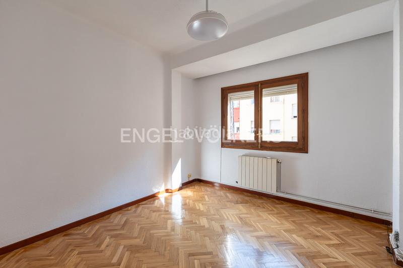 Foto f87a450d-c58b-49bf-9c5b-7f57df9cf819. Affitto piccolo appartamento con riscaldamento in Madrid