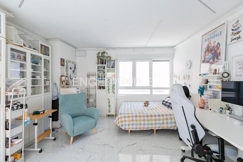 Foto ca59ab7f-5e1e-44a2-a24a-9e93b47ceb0b. Duplex con riscaldamento parcheggio in Pacífico Madrid