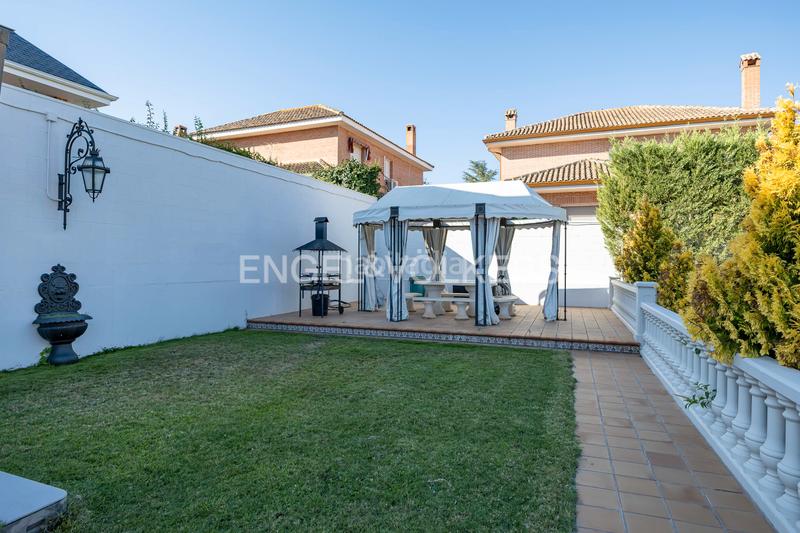 Foto 30fd36dd-efb4-48b6-8599-86c9a3c91208. Haus mit heizung parking pool in Peñas Albas - Zulema Villalbilla