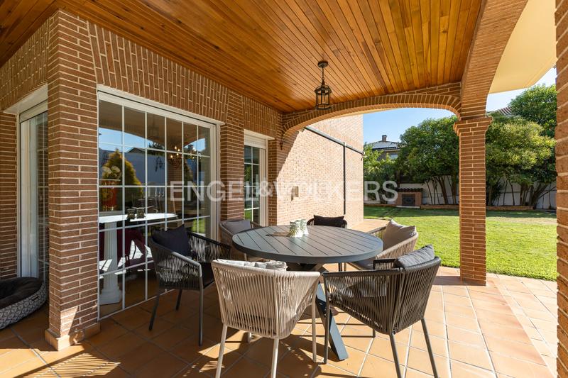 Foto 5300a7f1-766a-4c9c-96f0-7a5d5d432585. Haus mit heizung parking pool in Peñas Albas - Zulema Villalbilla