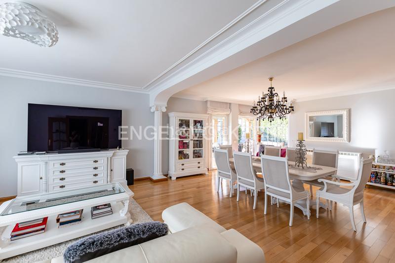 Foto 82b19a81-d70a-4b06-b269-fb473087ffb8. Haus mit heizung parking pool in Peñas Albas - Zulema Villalbilla