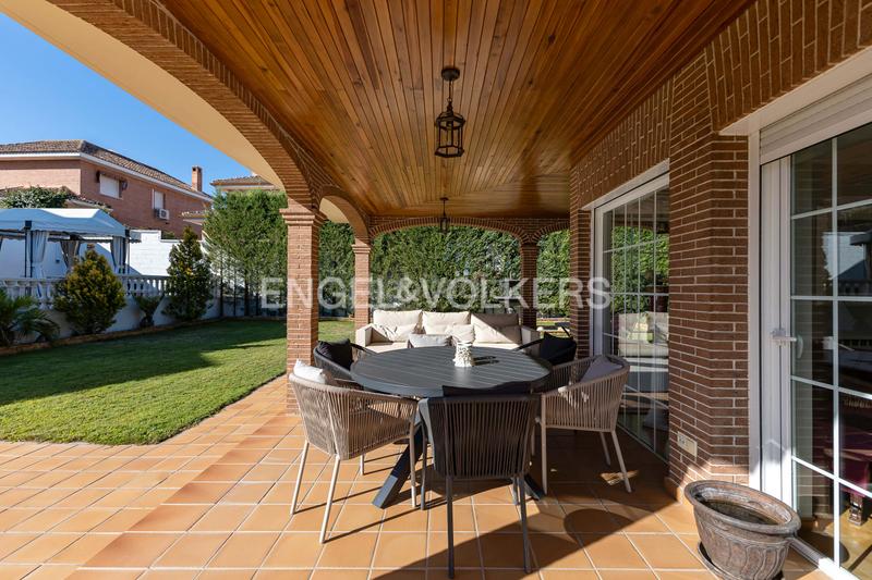 Foto e731424e-d0a7-476c-ae99-d12aeca479ef. Haus mit heizung parking pool in Peñas Albas - Zulema Villalbilla