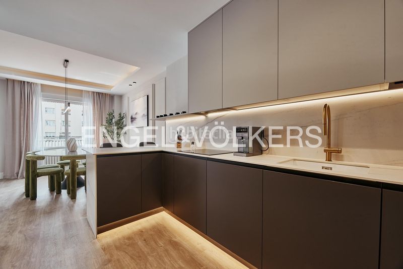 Foto 7b5008eb-4247-452e-80df-8df81fc83a42. Pis amb calefacció a Ibiza Madrid