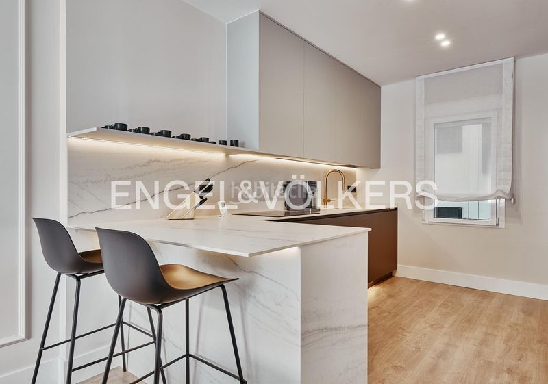 Foto c6b57ebf-1552-4b6c-918d-d9c2b212b19a. Pis amb calefacció a Ibiza Madrid