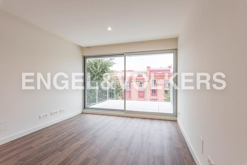 Foto ef458a76-c224-4c9c-b0dd-b3374c7daba4. Miete dachwohnung mit heizung parking pool in Acacias Madrid