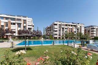 Lloguer Apartament  Calle moreras. Fantástico piso en monte del pilar