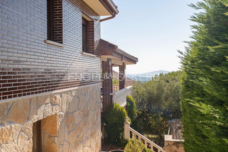 Foto 5c81f53d-01e9-488a-b729-ed122d25332b. House with heating parking pool in Becerril de la Sierra