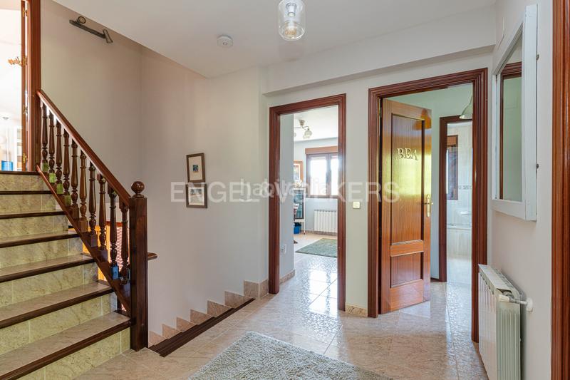 Foto 6acc5f1e-0d98-4de4-bf3a-01330129595c. House with heating parking pool in Becerril de la Sierra