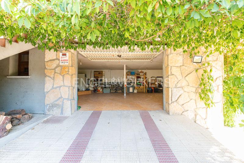 Foto 7975cbb9-ea1c-4460-ac33-00f7d742875b. House with heating parking pool in Becerril de la Sierra