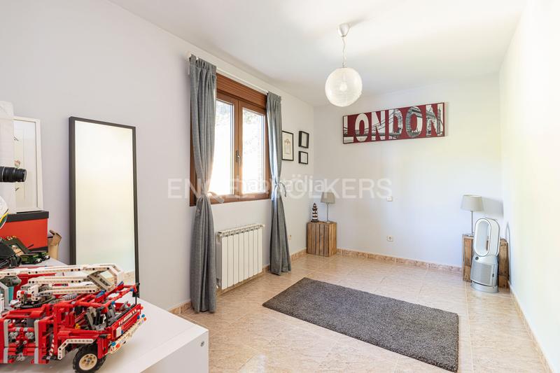 Foto 9fd34abc-bb9c-4afb-93f4-080b943f029a. House with heating parking pool in Becerril de la Sierra