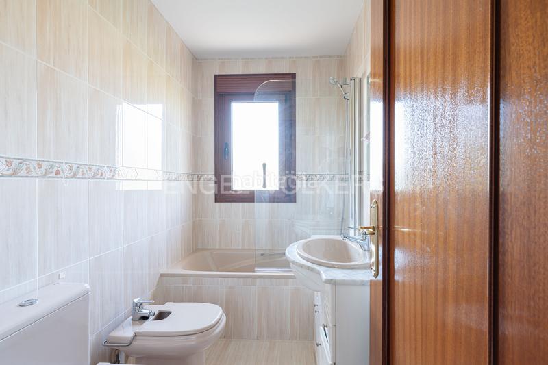 Foto bb45055b-ca1c-4b53-97e3-113ee9d374b9. House with heating parking pool in Becerril de la Sierra