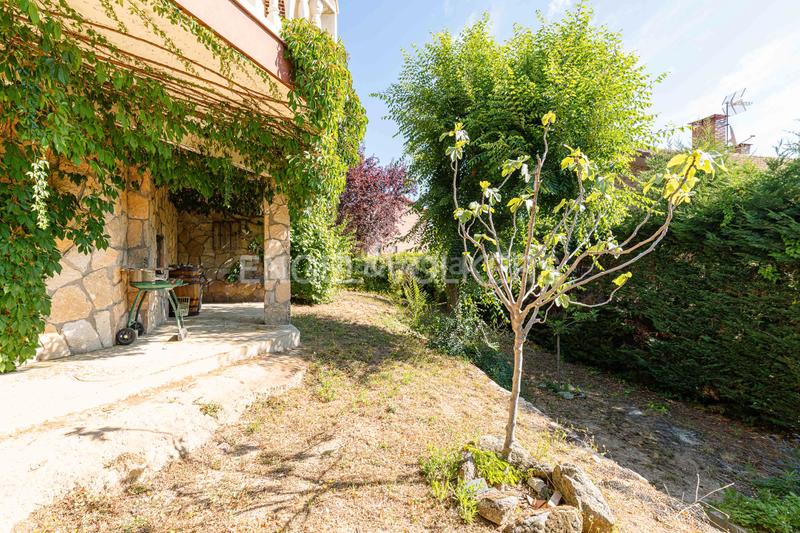 Foto da02bb46-84b7-4ba4-9572-6dd734a5bbcc. House with heating parking pool in Becerril de la Sierra