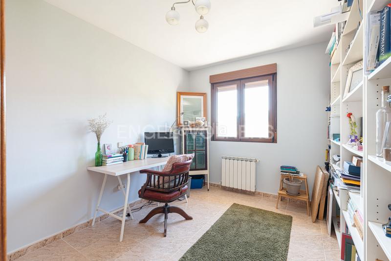 Foto e7df6485-cda4-4589-b4a1-fe1ae29b6119. House with heating parking pool in Becerril de la Sierra