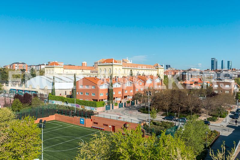 Foto e3d97e9f-f0b7-47df-94cd-cb1c5f090638. Appartement mit heizung in Ciudad Jardín Madrid