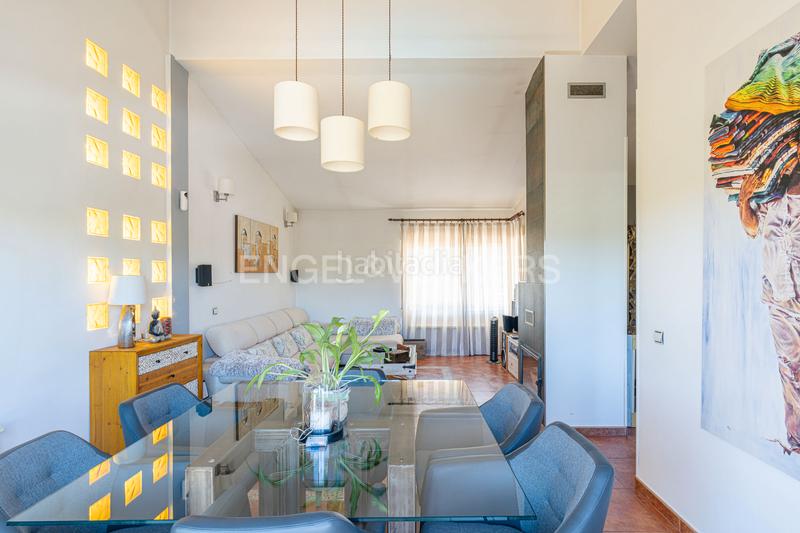 Foto 1f78099d-2a06-4539-8350-0bab760ec292. Casa magnifico chalet moderno en jarabeltran en Pino Alto-Navarredonda Valdemorillo