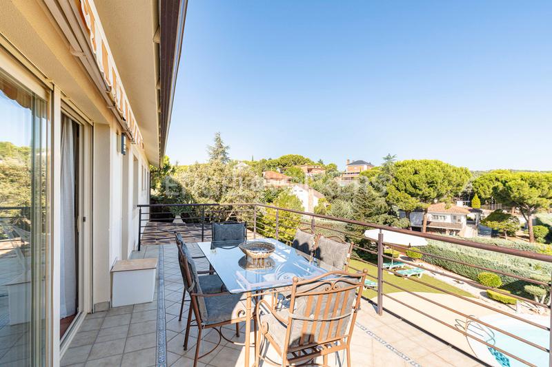 Foto 6ba3cd6f-b2c1-42c3-9f66-f139f1c178c9. Casa magnifico chalet moderno en jarabeltran en Pino Alto-Navarredonda Valdemorillo