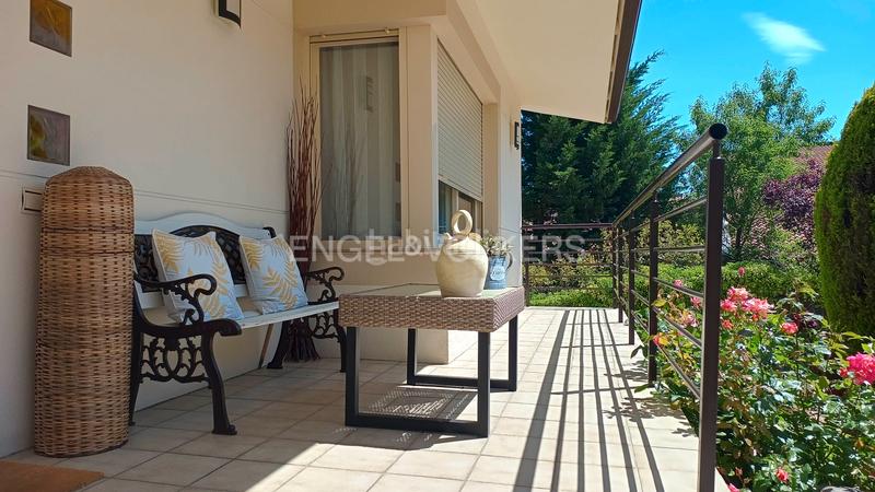 Foto b6f92e3b-bba3-42c9-ab82-57bcf1192b49. Casa magnifico chalet moderno en jarabeltran en Pino Alto-Navarredonda Valdemorillo