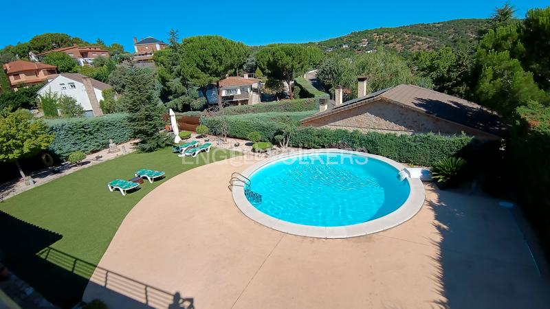Foto d82121a1-0731-44ba-9b03-c880968ce915. Casa magnifico chalet moderno en jarabeltran en Pino Alto-Navarredonda Valdemorillo