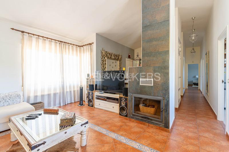 Foto ec2f691c-b5e7-434f-b927-5bb3cb1c9b6b. Casa magnifico chalet moderno en jarabeltran en Pino Alto-Navarredonda Valdemorillo