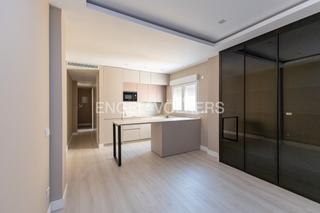 Alquiler Apartamento en Lista. Fabuloso piso en salamanca