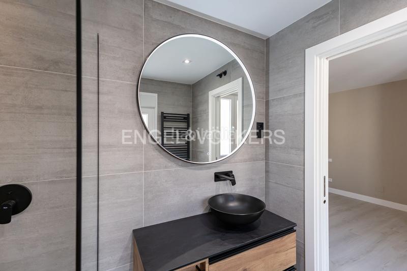 Foto 16d3e79f-46ec-48e4-b963-cc1d290fe4d5. Location appartement avec chauffage parking dans Lista Madrid