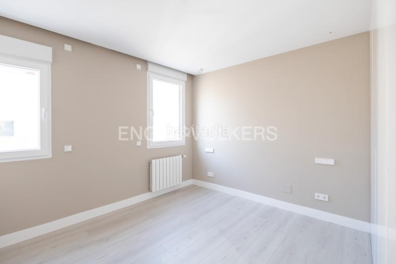 Foto 1ec7764c-94ed-4e61-8d84-ec02db43cf60. Location appartement avec chauffage parking dans Lista Madrid