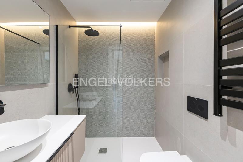 Foto 7ba3180a-7a9e-441a-b0b7-3852adad4ed4. Location appartement avec chauffage parking dans Lista Madrid