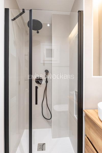 Foto a83fd5ef-2d24-4bef-8d58-109ee3311095. Location appartement avec chauffage parking dans Lista Madrid
