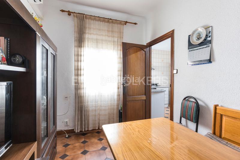 Foto 74eeaf90-922b-4bcf-a31c-fac7cf919752. Appartement mit heizung parking in Fuente del Berro Madrid