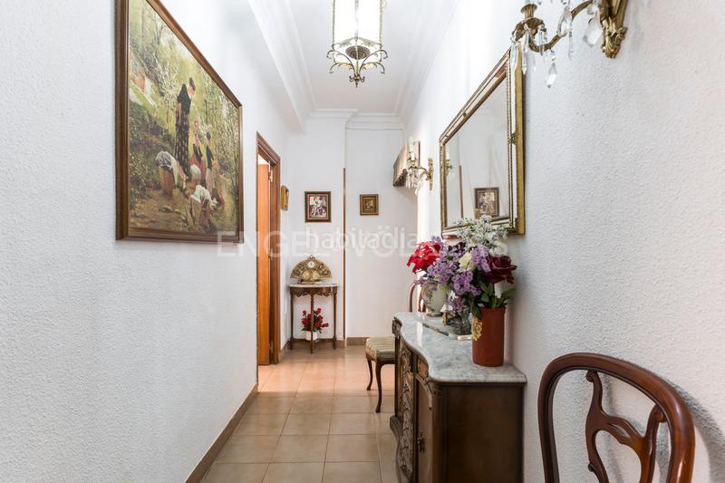 Foto 7a9bfcc5-ba4e-47a9-8b61-9191a983b323. Appartement mit heizung parking in Fuente del Berro Madrid