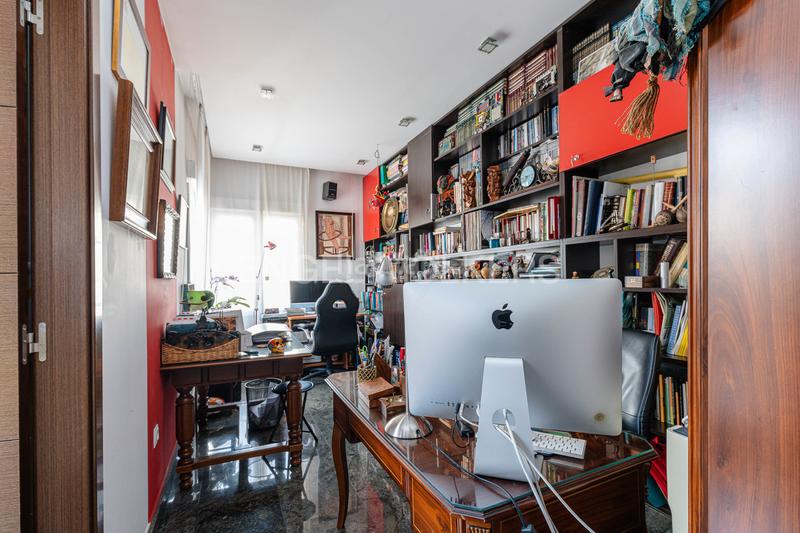 Foto 2a4f5734-7223-4c64-8264-27fc42e20416. Àtic amb calefacció aparcament a Ríos Rosas-Nuevos Ministerios Madrid