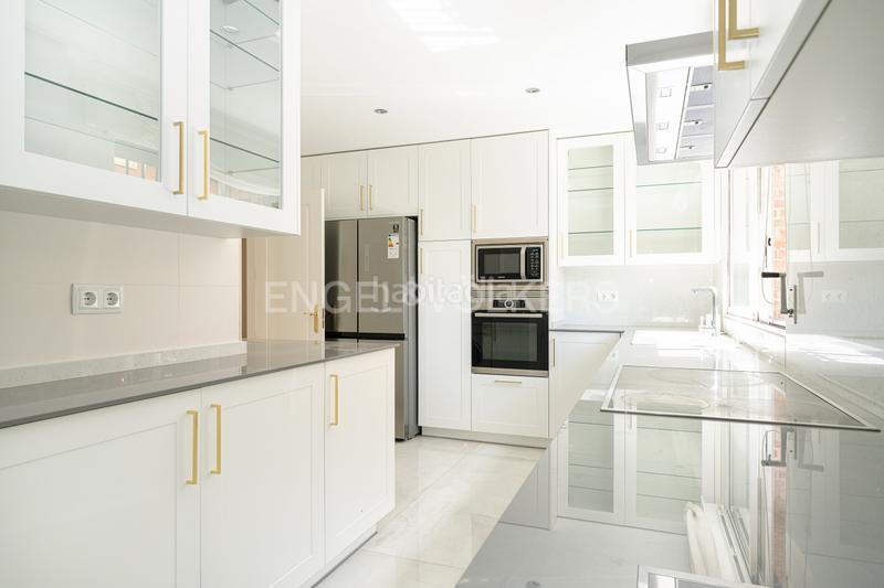 Foto 10e66f37-e994-479e-963c-8df57db4a0b8. Alquiler casa exclusiva casa unifamiliar en Somosaguas Pozuelo de Alarcón