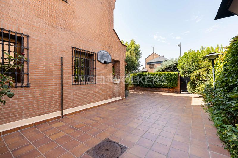 Foto 62597fc1-d2f0-4280-9097-6092f5f6d365. Alquiler casa exclusiva casa unifamiliar en Somosaguas Pozuelo de Alarcón