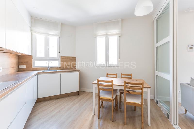 Foto 180f7819-3308-4310-8243-2ec32c9bce20. Appartement avec chauffage dans Pacífico Madrid