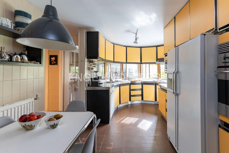 Foto 2da011c9-9f86-425d-842b-f4cf4ab77430. Appartement avec chauffage parking piscine dans San Juan Bautista Madrid