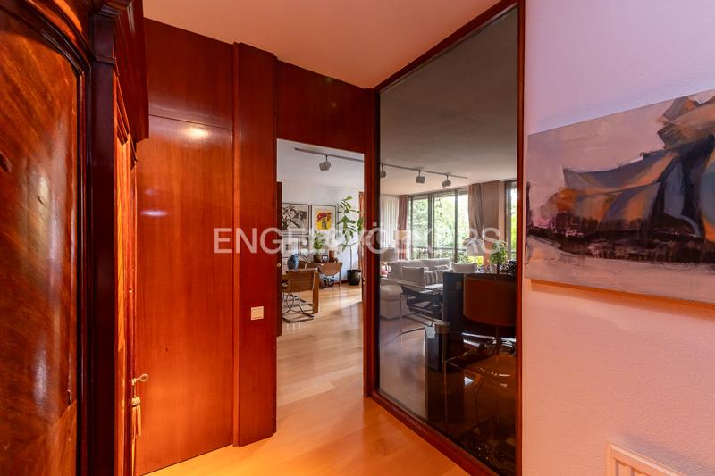 Foto 6df052c2-9f14-4d54-9733-7f12650c6d69. Appartement avec chauffage parking piscine dans San Juan Bautista Madrid