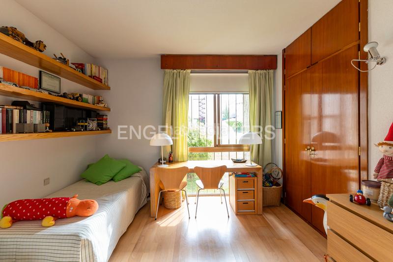 Foto dfa15663-1f97-4dce-87e0-97abb662ef32. Appartement avec chauffage parking piscine dans San Juan Bautista Madrid