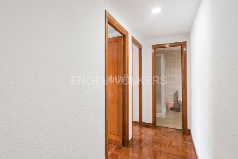 Foto a4d13744-cc6e-4b28-9827-f703482b916f. Apartamento exclusivo piso con 2 terrazas para reformar en conde duque en Madrid