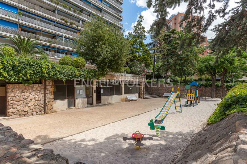 Foto 4667584d-0e2d-4f53-bc69-0c2357a717e6. Apartamento exclusivo piso con terrazas, piscina y zonas deportivas en el corazón de ciudad lineal. en Madrid