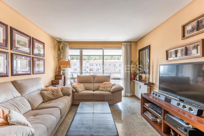 Foto d6b23550-fbeb-4052-9419-c61a965f6c27. Apartamento exclusivo piso con terrazas, piscina y zonas deportivas en el corazón de ciudad lineal. en Madrid